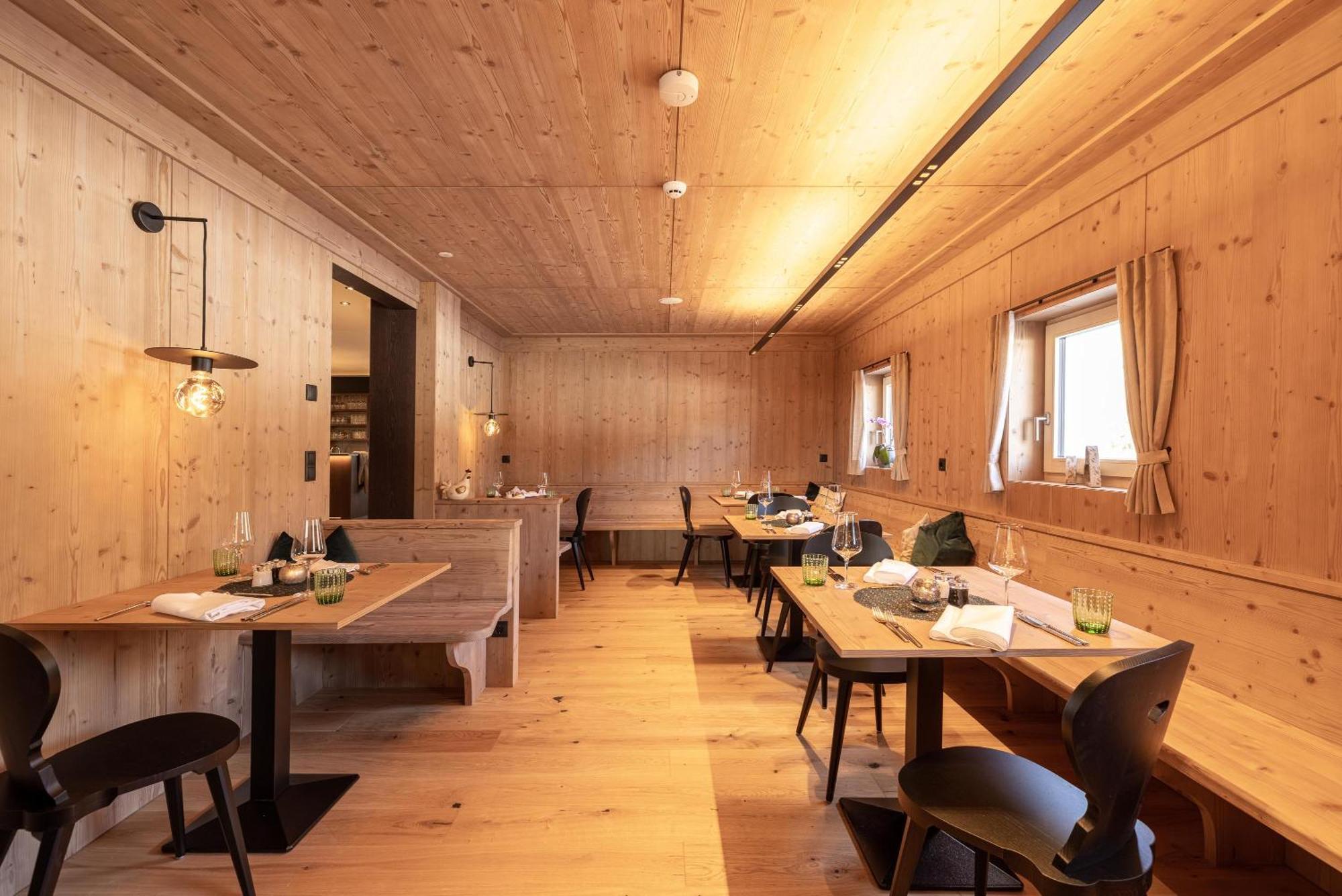 Alpine Life Hotel Anabel Кадипьетра Экстерьер фото